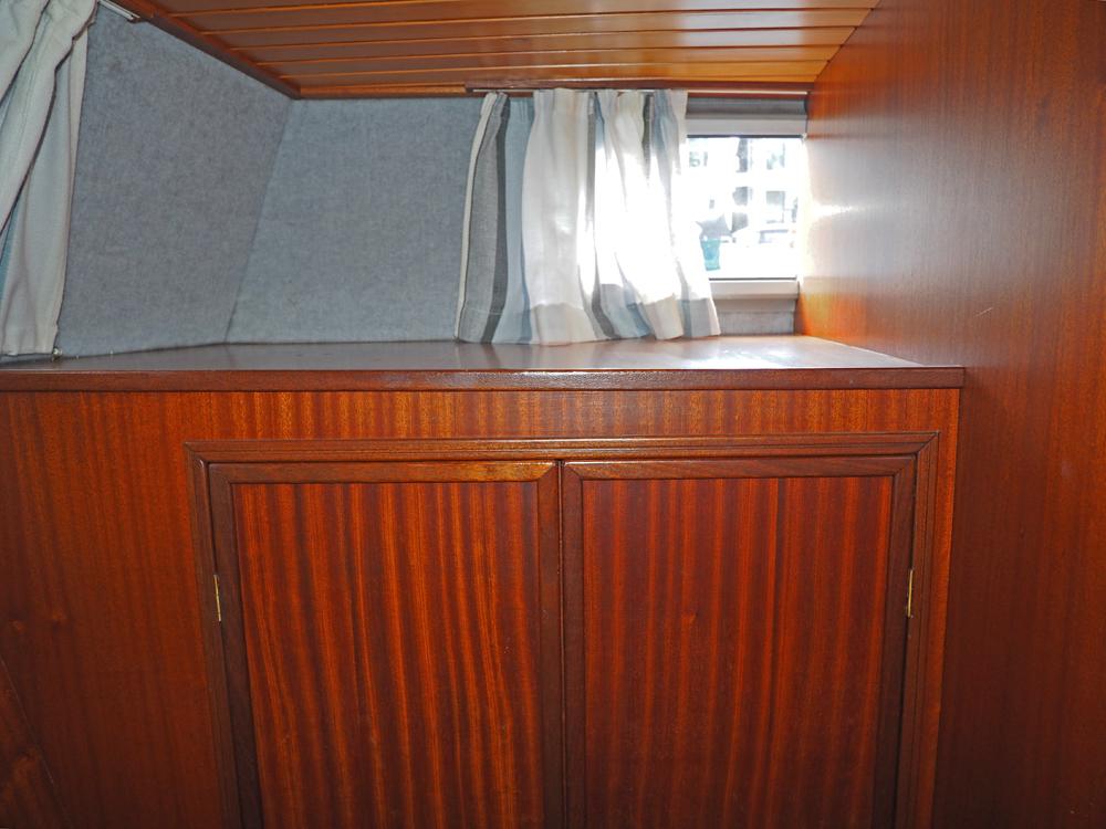 Aft cabin, Accommodation
